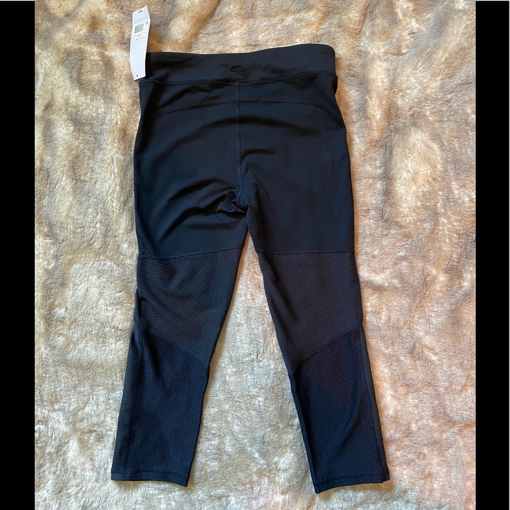 New with Tags! Champion black cropped leggings